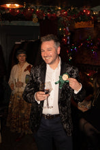 Load image into Gallery viewer, Monday December 15 in Manhattan, NY